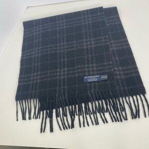 Burberry London Scarf Unisex